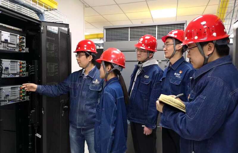 河西走廊逐日追風的青年科技人